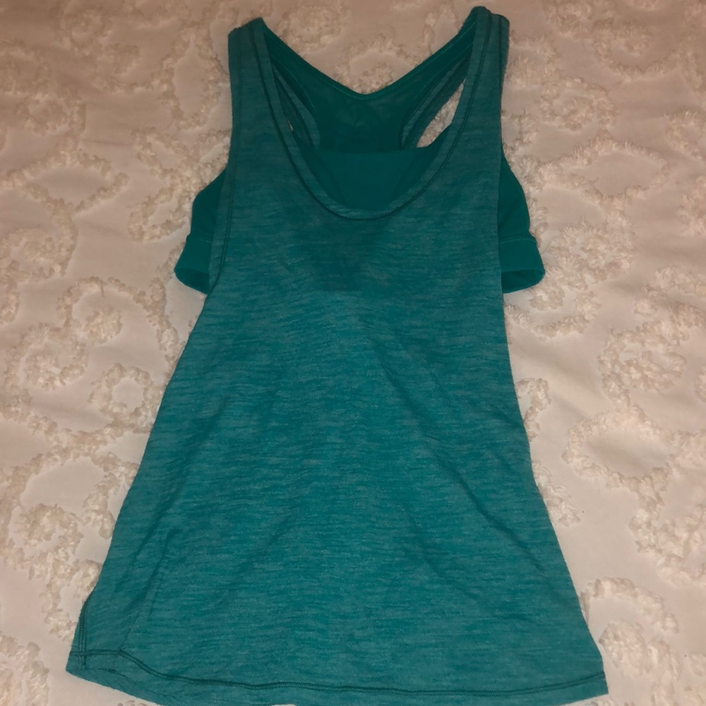 lululemon racer back tank with built in bra